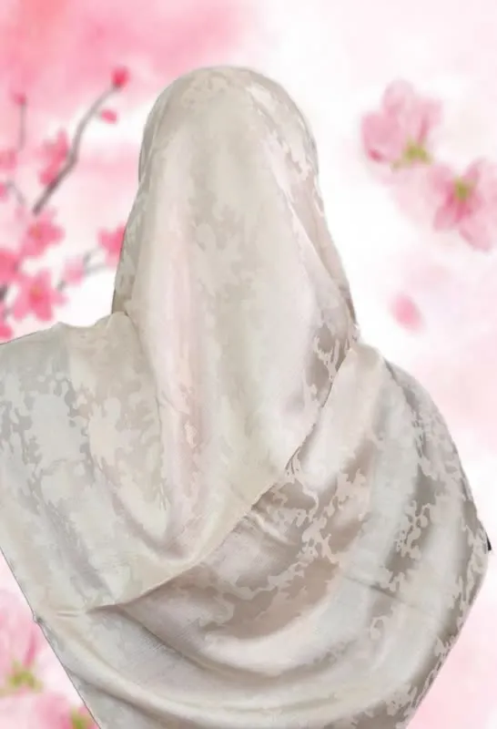 روسری ابریشم ژاکارد طرح پتینه2